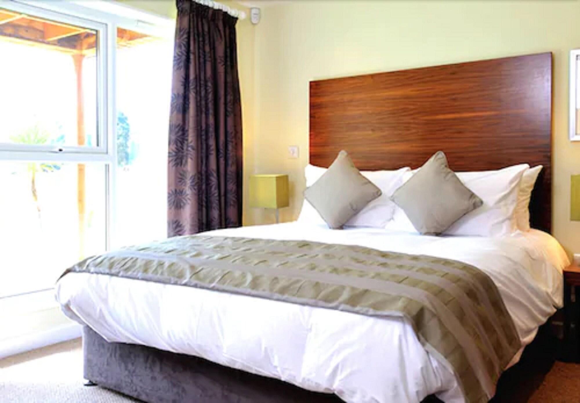 Hotel The Cornwall & 4*