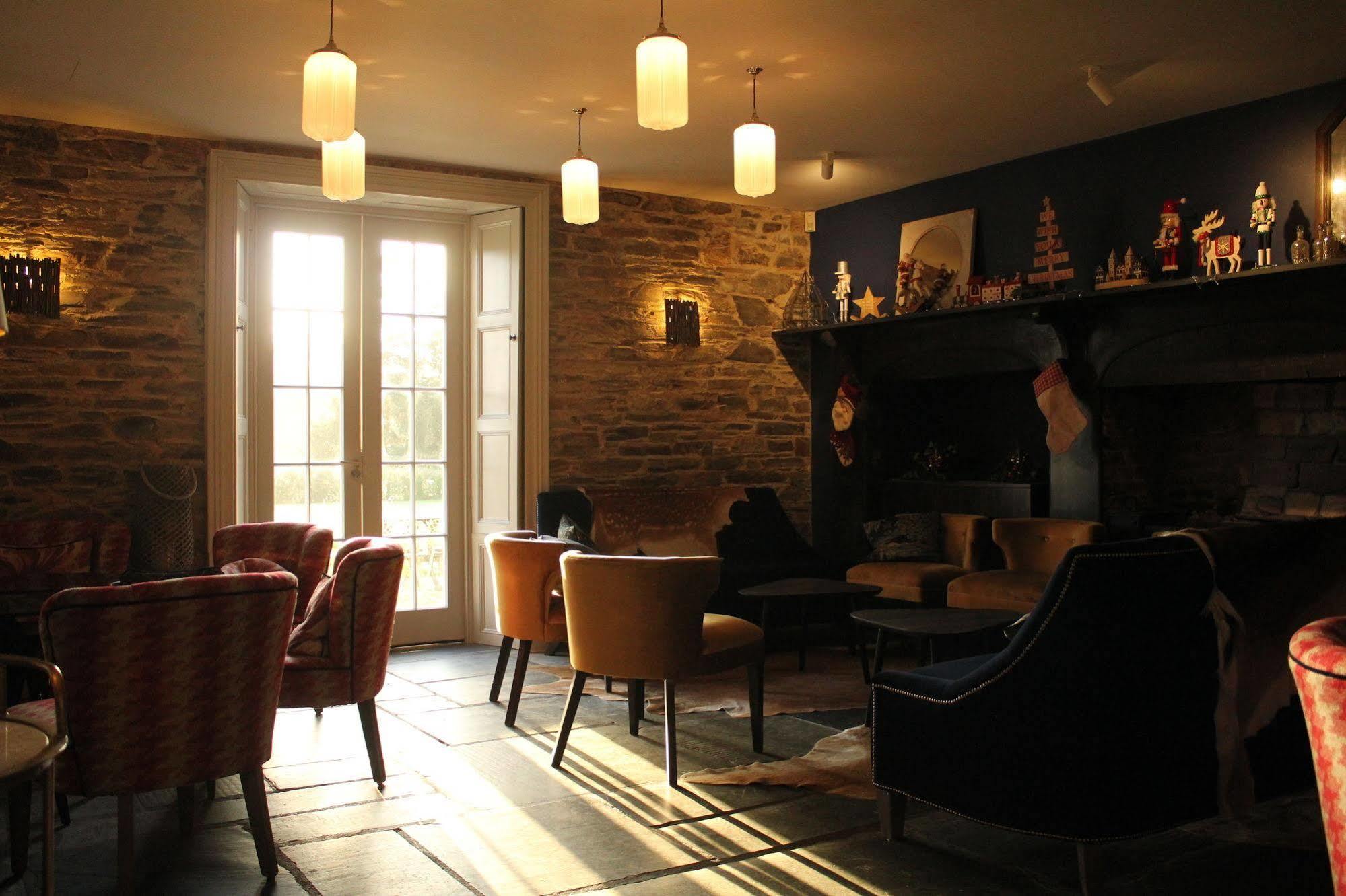 The Cornwall & Hotel